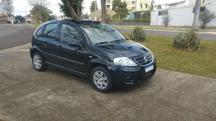 Citroen C3 GLX 1.4/ GLX Sonora 1.4 Flex 8V 5P 2012