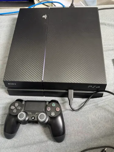 Playstation 4 (PS4) desbloqueado - Leia a descrição!