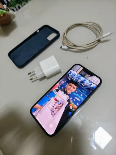 iPhone 13 256 gb
