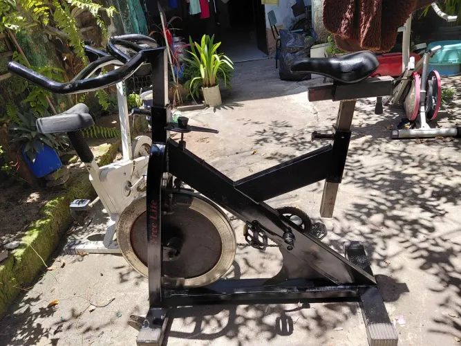 Bicicleta Ergometrica Spinning Free Life Profissional 