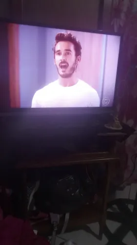 Tv 32 polegadas marca AOC não e smart funcionando perfeitamente