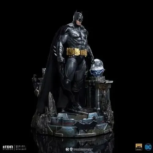 Batman unleashed iron studios 1/10