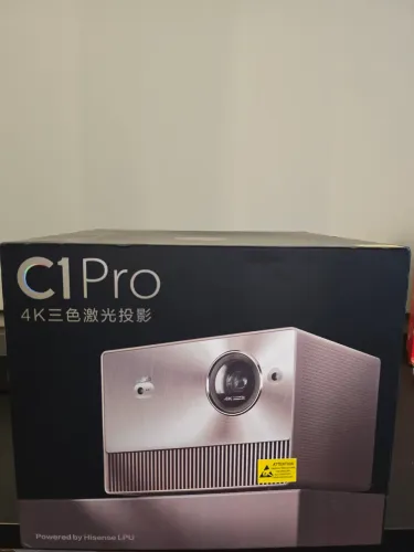 Projetor Vidda C1 Pro 4K (Estado de Novo) + Tela de Projeção - Aceito Trocas!