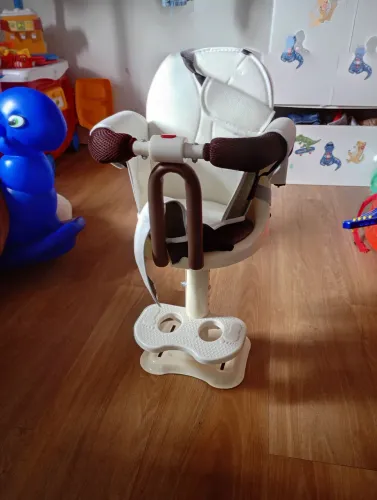 Vendo cadeirinha infantil bicicleta elétrica scooter