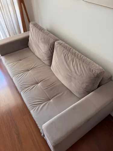 Sofá veludo cinza claro - 2,05cm de largura  