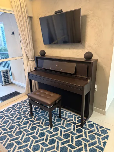 Piano Roland Lx706 novíssimo lx 706 impecável