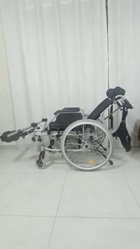 Cadeira de Roda Reclinável, Cama Hospitalar elétrica e guincho