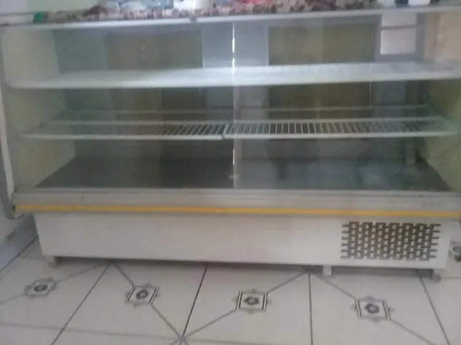 Balcão gelado de duas portas