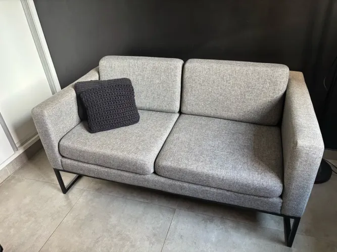 Sofa 2 lugares - impecável - Tok Stok