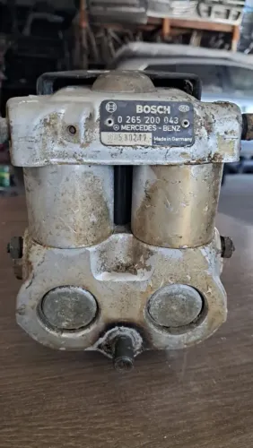 Módulo Abs Mercedes Benz E200 E320 0265200043