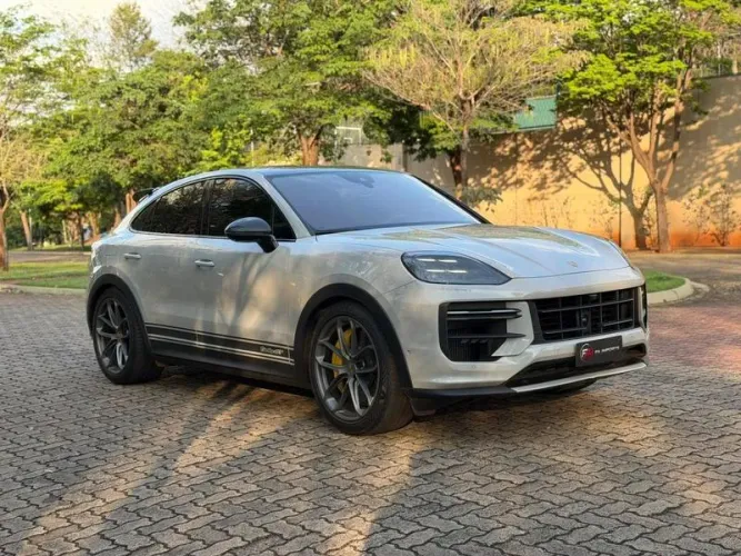 Porsche Cayenne Turbo GT 4.0 V8 2024