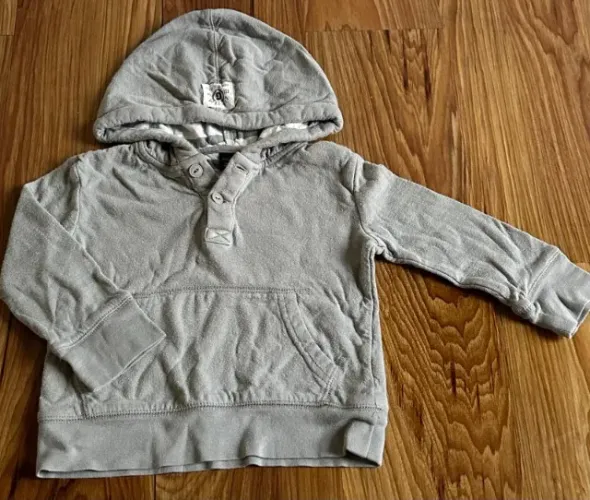 Blusa moletom Baby GAP tamanho 18-24 meses importada (Desapego)