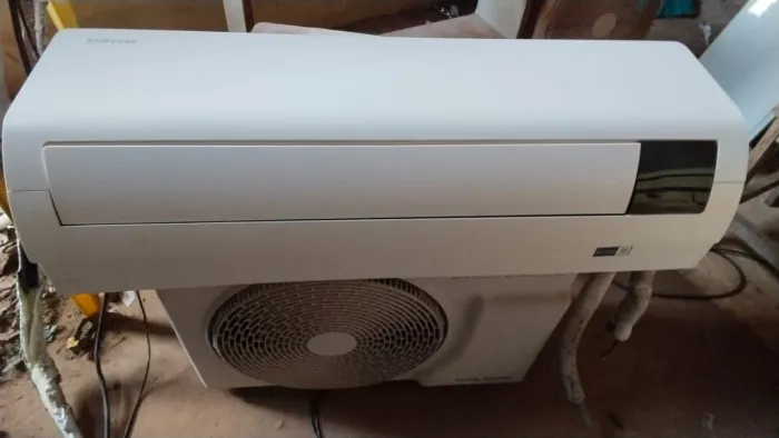 Vendo ar condicionado 12.000 inverter