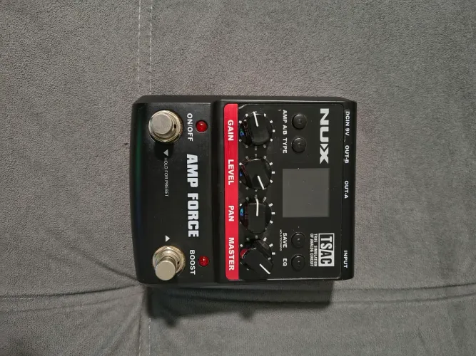Pedal nux amp force