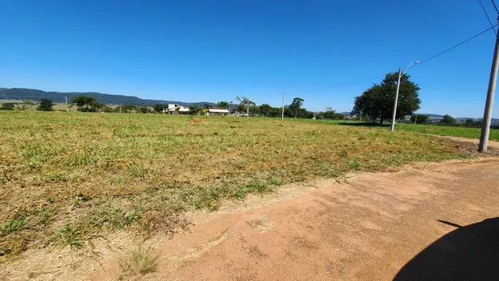 Imóvel para venda tem 2544 metros quadrados em Zona Rural - Guapó - GO