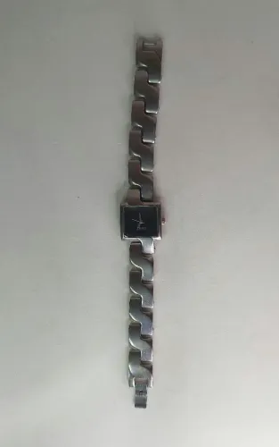 Relógio Zero estilo quadrado minimalista japonês