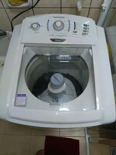 Vendo e troco a máquina de lavar
