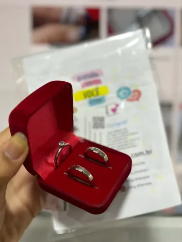Alianças Prata em Aço Cirúrgico ? Resistentes Como o Amor - R$ 189,00 - FEIRA DE SANTANA 