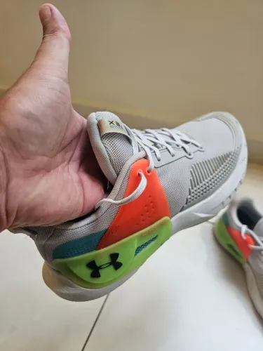 Tennis Under Armour Project Rock BSR 4, número 37