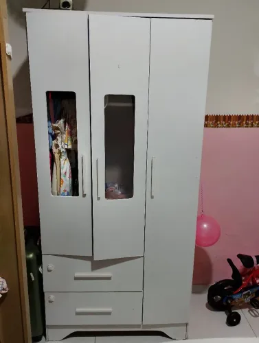 Guarda roupa infantil
