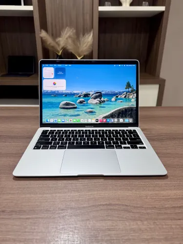 MacBook Air M1 2020