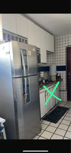 Armário de cozinha modulado com projeto pela Emel 