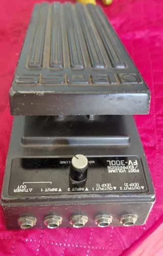 Foot Volume/Expression Boss FV300L