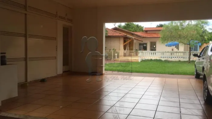 Casa condomínio Padrão em Jardinópolis