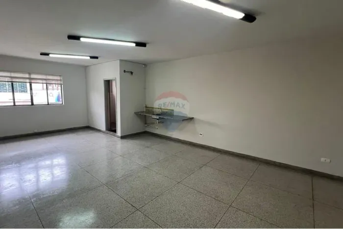 Sala comercial em andar no Centro de Nova Odessa