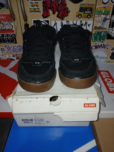 Tenis globe original preto N42
