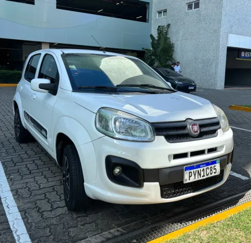 Fiat Uno Attractive 1.0 Flex 6V 5P 2017