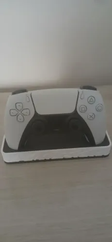 Controle ps5, vem com o brinde do suporte
