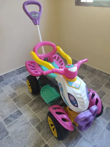 Quadriciclo infantil