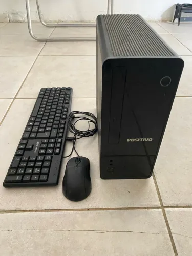 Computador sem monitor