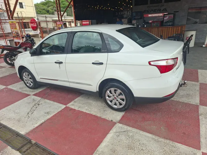 Fiat Grand Siena Attractive 1.0 Flex 8V 4P 2018
