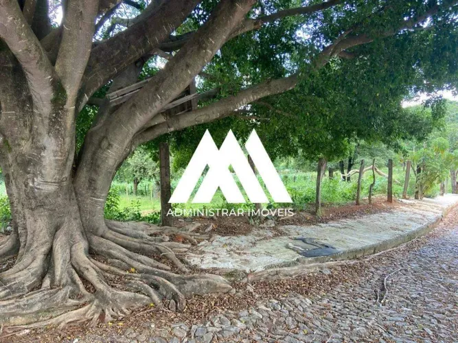 Vendo lote no Veredas com 300m² de esquina em ótima localização!