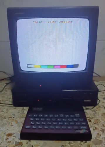 Computador Microdigital TK90X