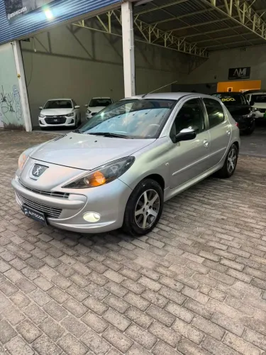 Peugeot 207 XR 1.4 Flex 8V 5P 2012