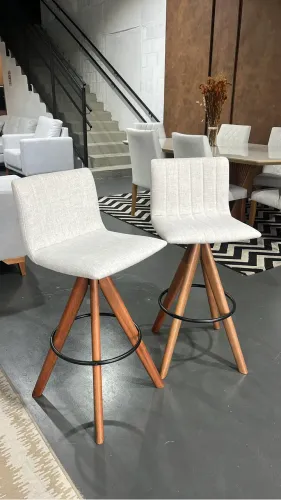 Conjunto de banqueta giratória em linho