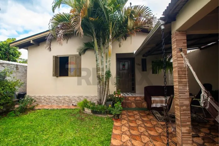 Casa à Venda com 3 Quartos no Bairro Feitoria em São Leopoldo