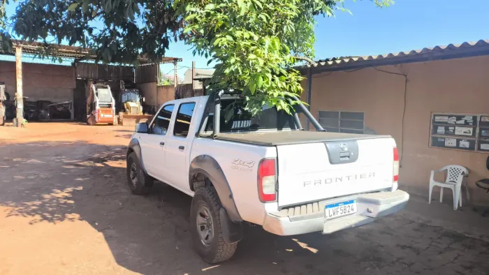 Nissan Frontier XE/ XE Tit. CD 4X4 2.8 TDI Dies 2005
