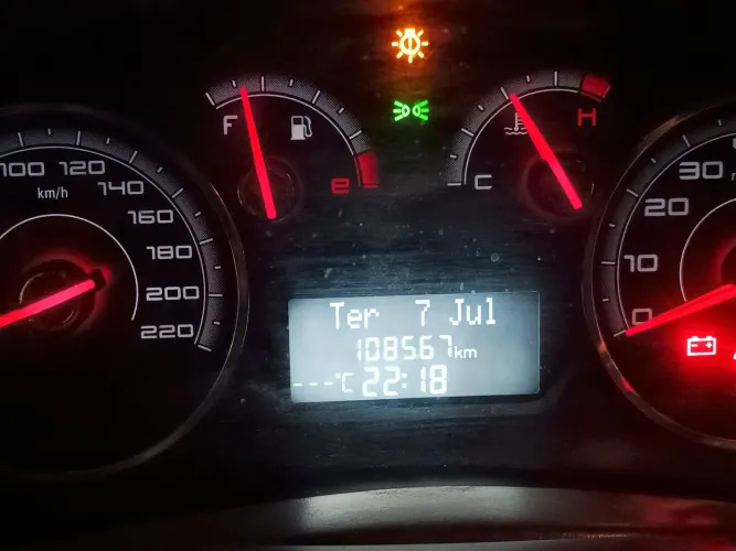 Fiat Grand Siena Essence 1.6 Flex 16V 2016