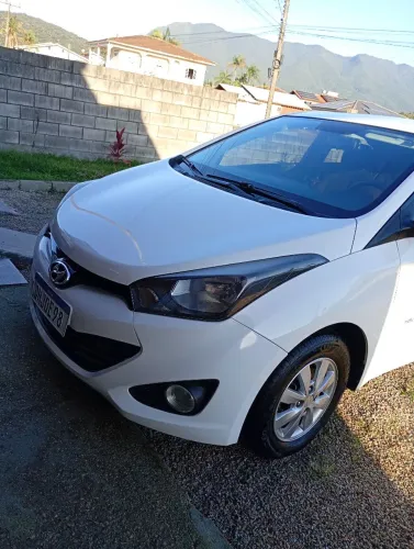 Hyundai HB20 C.style/c.plus 1.6 Flex 16V Aut. 2015