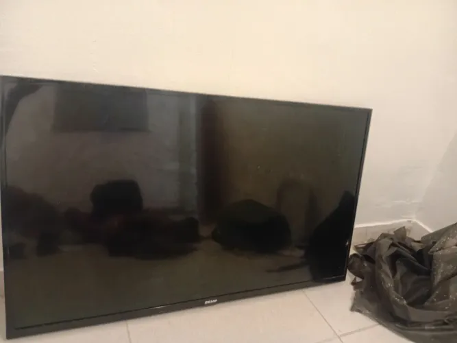 Televisão com defeito