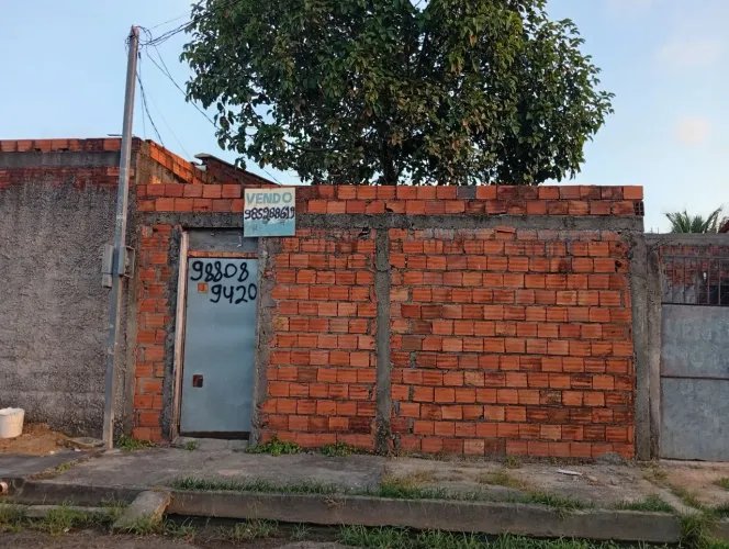 Casa a venda no pontal da ilha