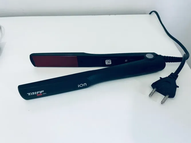 Prancha cabelo Taiff red ion