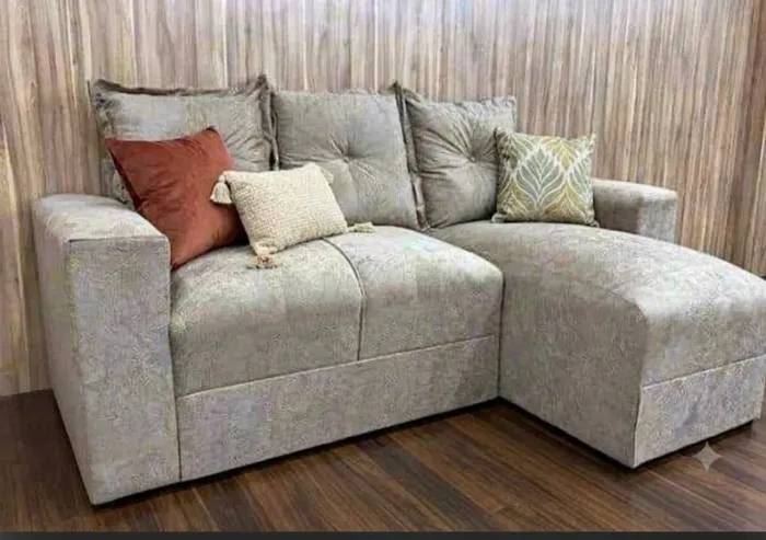 Vendo Sofá 3 lugares com Chaise / R$590,00