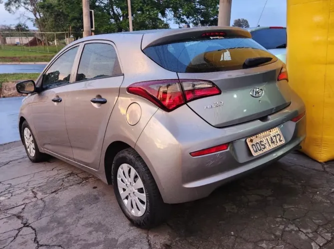 Hyundai HB20 Unique 1.0 Flex 12V Mec. 2019