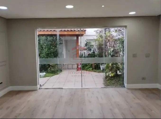 Sobrado comercial no Tatuapé para locação!