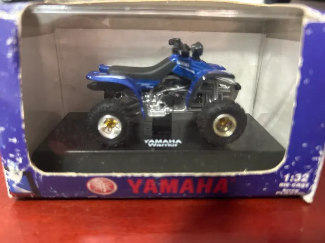 Quadriciclos Yamaha warrior moto miniatura design exclusivo limitada raridade
